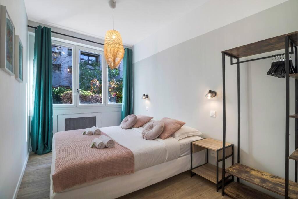 Brand New Flat For 8 People, 3 Bedrooms Párizs Kültér fotó